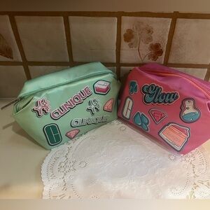 Clinique 🌸 Makeup Bags Set of 2